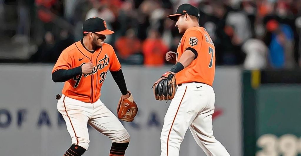 Giants Favored Over Dodgers To Score In NL West